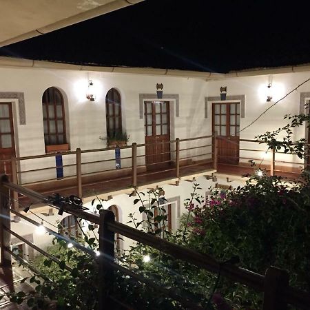 La Escondida Hostal Sucre Ngoại thất bức ảnh